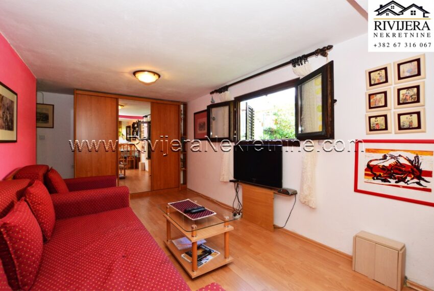 Rivijera_nekretnine_prodaja_kuca_house-Bijela_centar_Boka_bay_Montenegro (14)