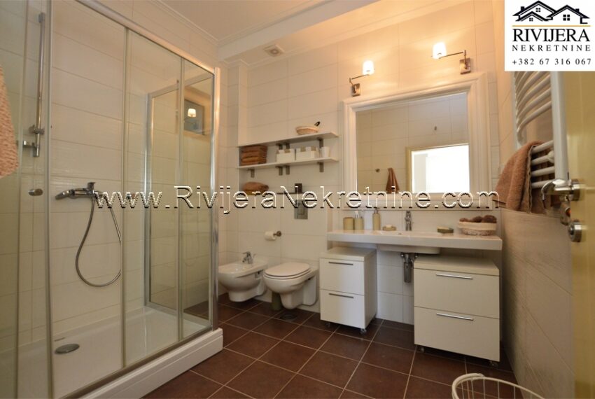 Rivijera_nekretnine_prodaja_stan_apartment_Igalo_Njivice_boka_bay_montenegro (10)