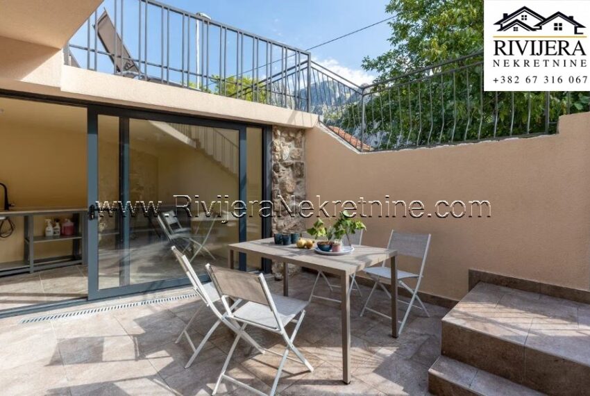 Skaljari_kuca_prodaja_house_Sale_Kotor_Boka_Bay_Rivijera_Nekretnine_ (2)