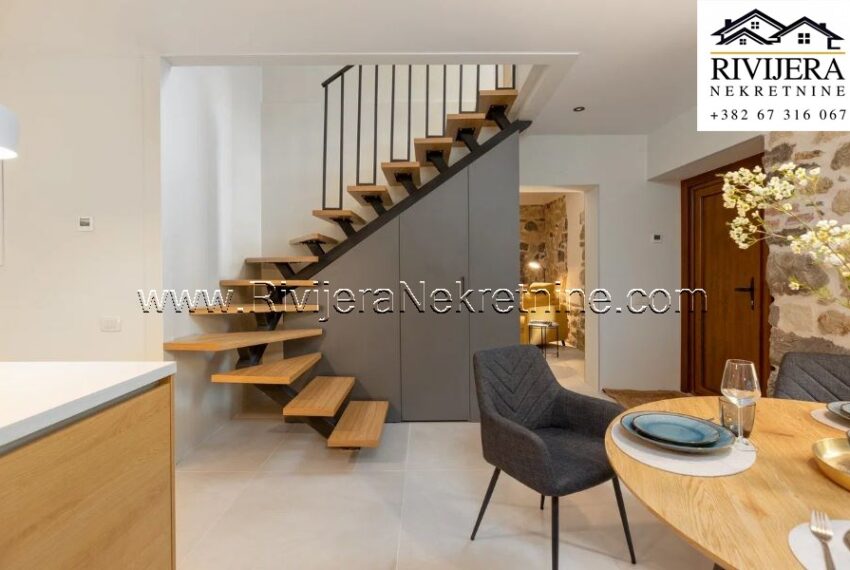 Skaljari_kuca_prodaja_house_Sale_Kotor_Boka_Bay_Rivijera_Nekretnine_ (8)