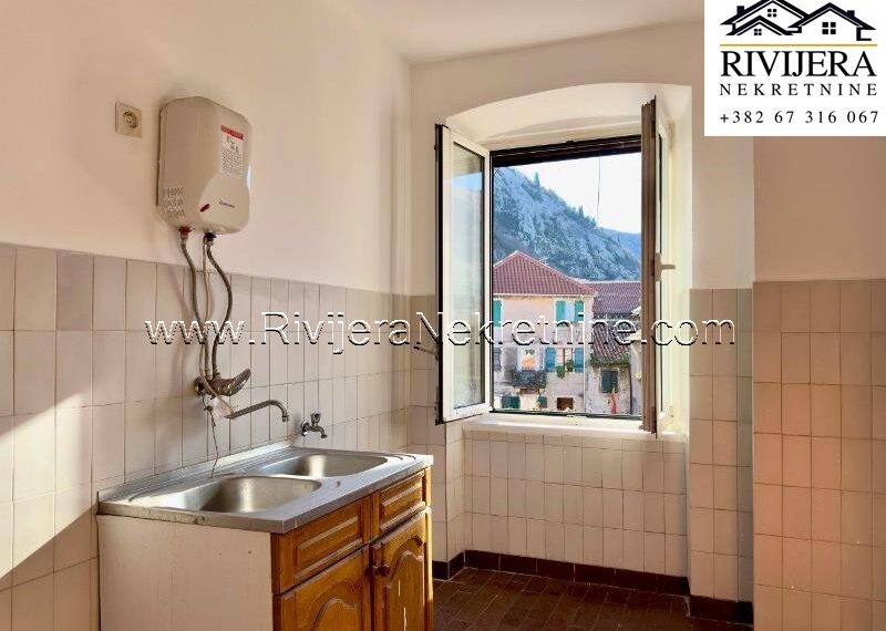 Kotor_Stari_grad_Rivijera_Nekretnine_oglasi_old_town_sale_prodaja_ (2)
