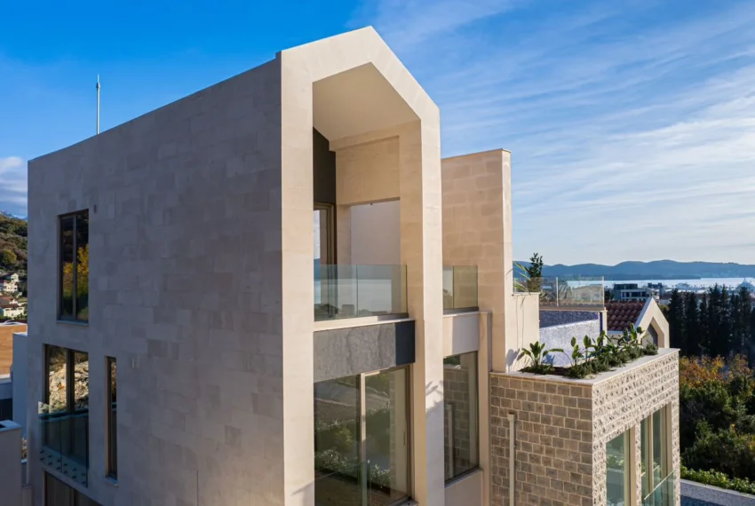 Tivat_Lastva_park_oglasi_Sale_prodaja_Rivijera_Nekretnine_ house_(9)