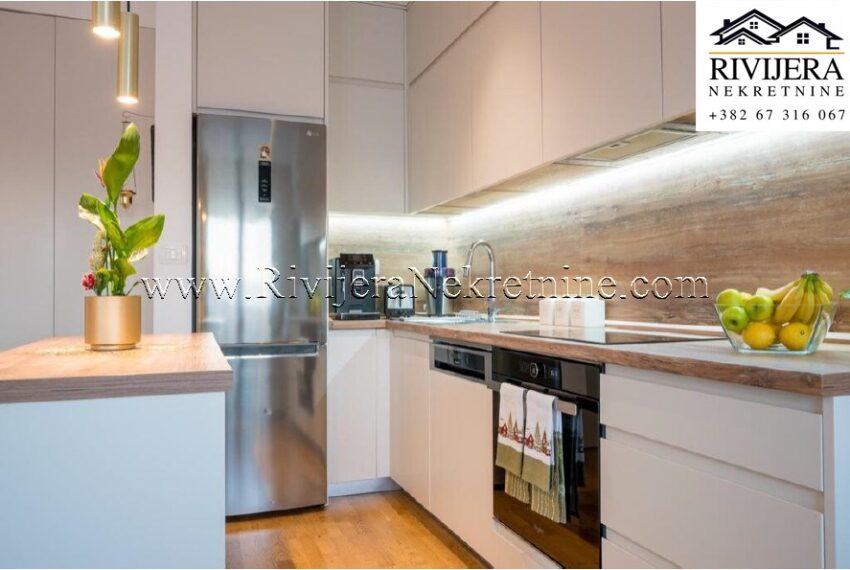prodaja_Sale_stan_Tivat_Rivijera_Nekretnine_ads_oglasi_ (4)