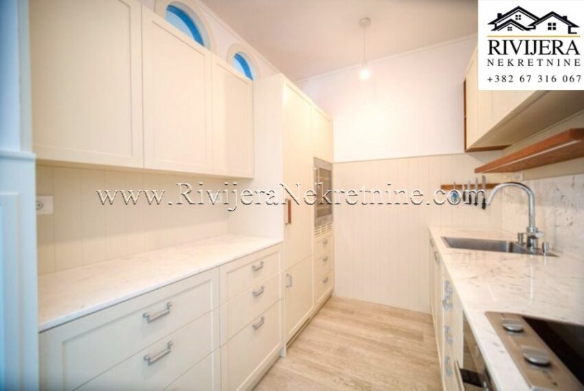 prodaja_sale_Rivijera_Nekretnine_oglasi_ads_Lustica_lustica_bay_stan_apartments (5)