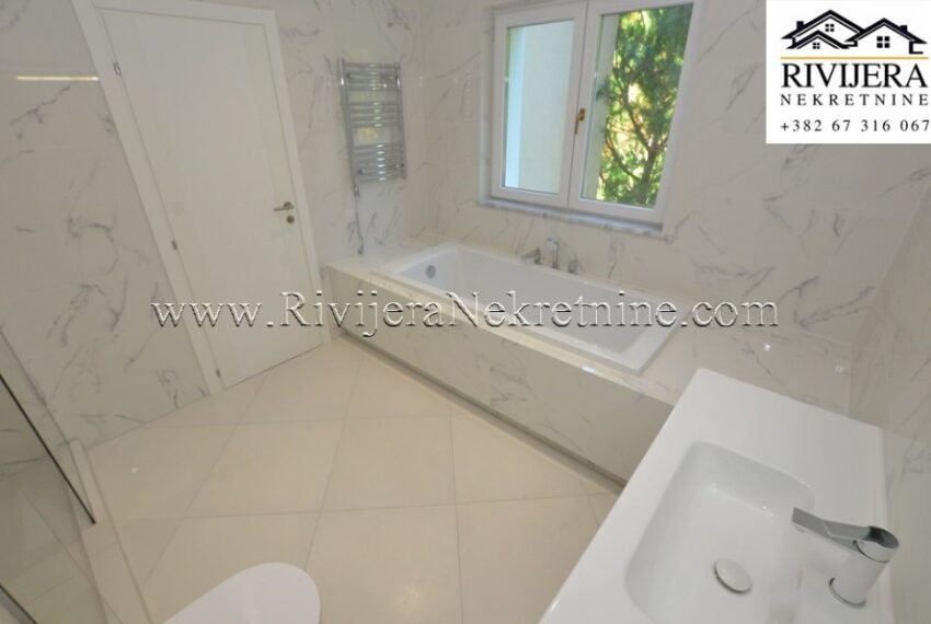 prodaja_Sale_Rivijer_nEKRETNINE_Herceg_Novi_Portofino_Herceg_Djenovici_ads_oglasi (4)
