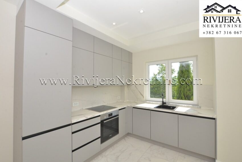 prodaja_Sale_Rivijer_nEKRETNINE_Herceg_Novi_Portofino_Herceg_Djenovici_ads_oglasi (8)