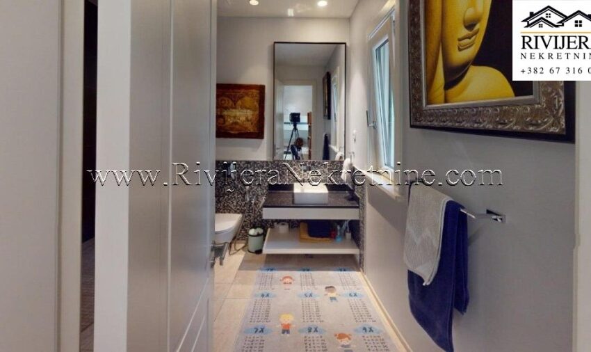 prodaja_sale_Rivijera_nekretnine_oglasi_Ads_Lustica_bay_Montenegro_ (12)