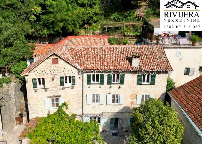 prodaja_prodaza_Sale_Rivijera_nekretnine_oglasi_oglas_Ad_ads_Kotor_Old_Town_Kotor_Bay_ (12)
