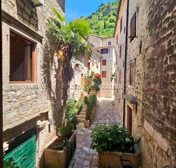 prodaja_sale_Rivijera_Nekretnine_Ad_Ads_Kotor_old_town_Kotor_Bay_realestate_ (6)
