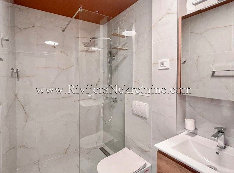 prodaja_prodaza_sale_Rivijera_Nekretnine_Ads_ad_Tivat_oglasi_oglas_stan_Aaprtment (4)