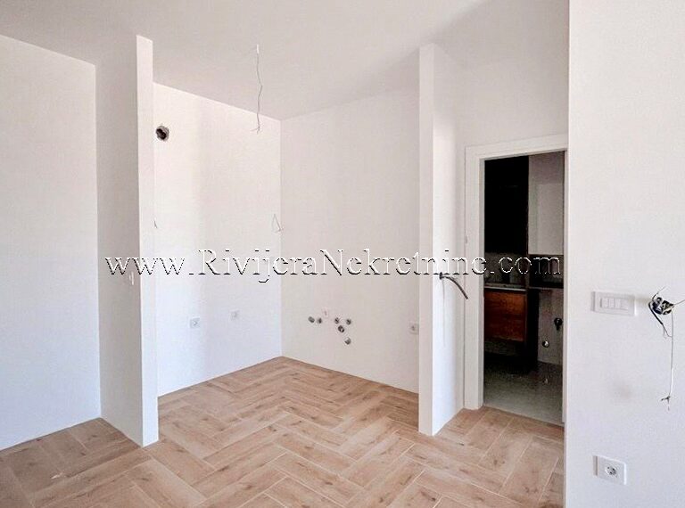 prodaja_prodaza_sale_Rivijera_Nekretnine_Ads_ad_Tivat_oglasi_oglas_stan_Aaprtment (5)
