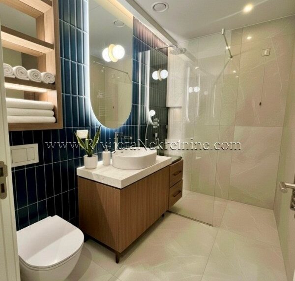 prodaja_teuta_risan_sale_Kotor_Boka_bay_stan_Apartment_ (7)
