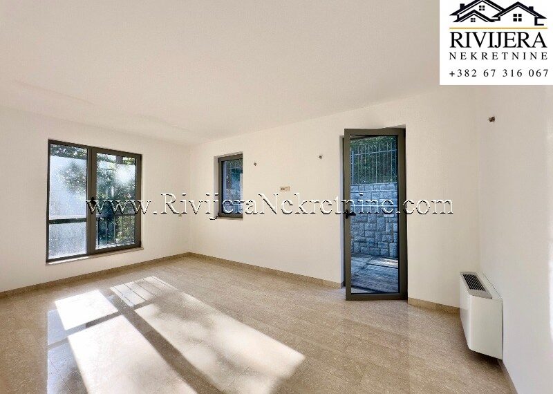 prodaja_Sale_Rivijera_Nekretnine_Ads_ad_oglasi_Kotor_Muo_Boka_bay_prodaza_ (7)
