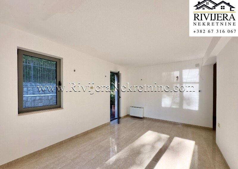 prodaja_Sale_Rivijera_Nekretnine_Ads_ad_oglasi_Kotor_Muo_Boka_bay_prodaza_ (8)