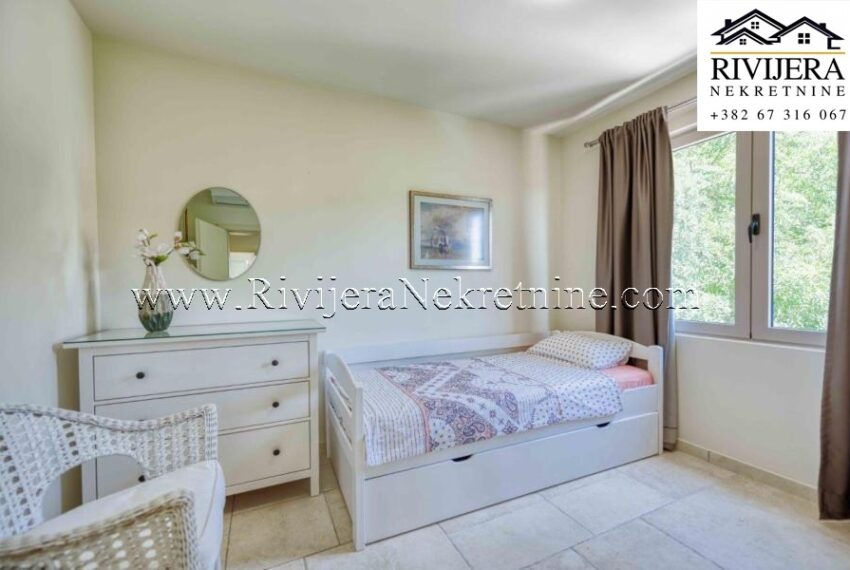prodaja_prodaza_Sale_rivijera_Nekretnine_Ads_Ad_oglasi_Tivat_Boka_bay_Boka-kotorska_ (14)