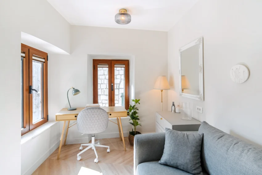 prodaja_Sale_rivijera_Nekretnine_ads_ad_oglasi_Kotor_old_Town_stari_grad_realestate_ (2)