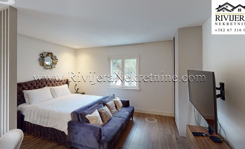 prodaja_Sale_rivijera_nekretnine_Ads_ad_oglasi_rivijera_Nekretnine_Tivat_Lustica_bay_realestate_ (6)