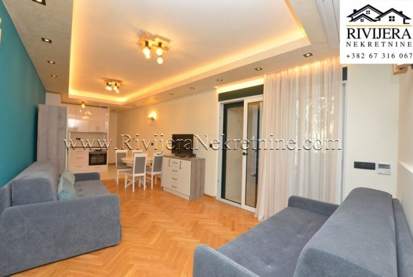 prodaja_prodaza_Sale_rivijera_nekretnine_Ads_oglasi_Herceg_Novi_centar_oldtown_apartment_stan_ (1)
