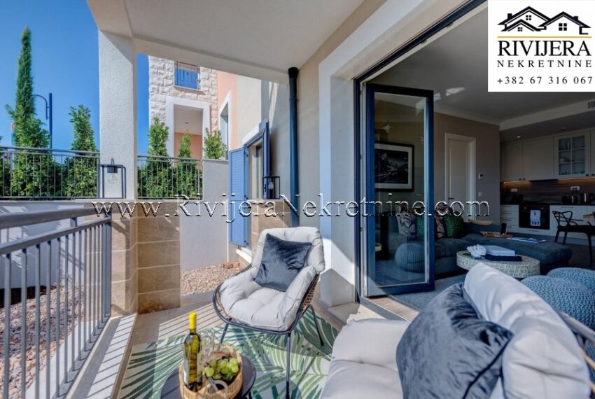 prodaja_Sale_Rivijera_Nekretnine_Ads_ad_oglasi_Lustica_bay_tivat_ (6)