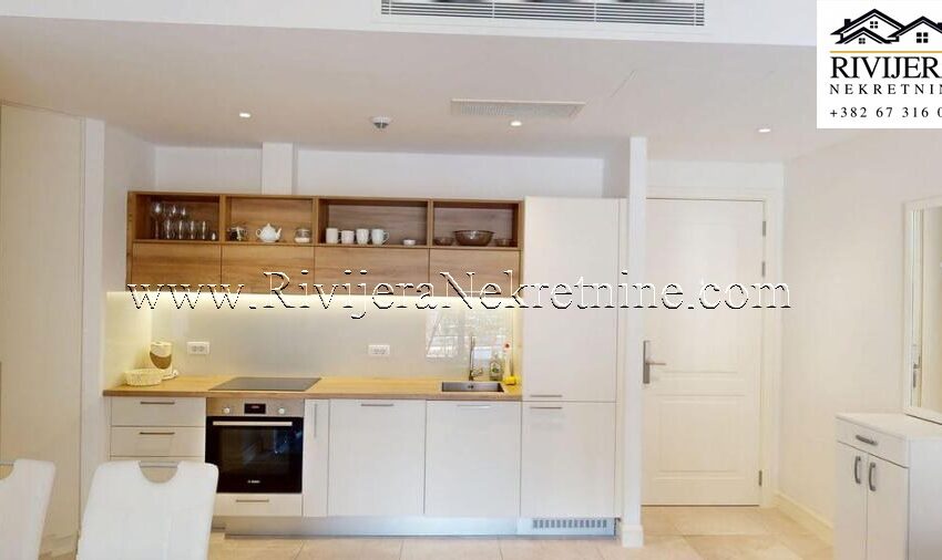 prodaja_prodaza_rivijera_Nekretnine_Ads_Ad_oglasi_Lustica_bay_Real_estate_ (7)