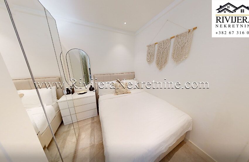 prodaja_sale_prodaza_riviejra_Nekretnine_Ads_ad_oglasi_Lustica_bay_Tivat_boka_Real_Estate_ (8)