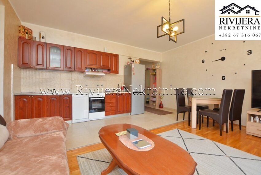 prodaja_Sale_rivijera_nekretnine_Ads_ad_oglasi_Igalo_herceg_novi_prodaza (5)