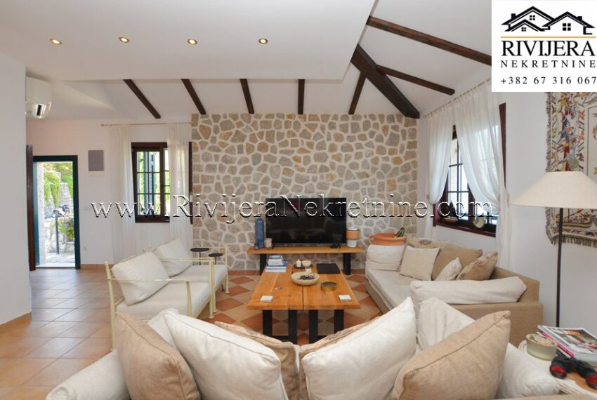 prodaja_prodaza_Sale_rivijera_nekretnine_Ads_Ad_oglasi_Kostanjica_Kotor_apartent_stan (9)
