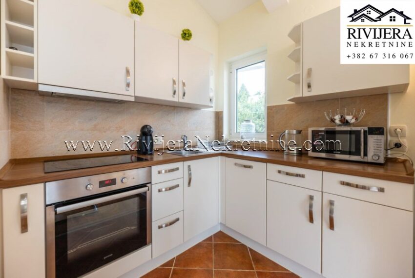 prodaja_sale_rivijera_nekretnine_Ads_ad_oglasi_prodaza_Djenovic_Herceg_Novi_ (13)