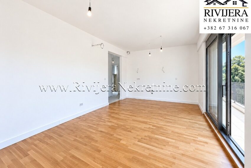 nekretnina_prodaja_prodaza_Sale_rivijera_Nekretnine_ads_Ad_Tivat_Boka_bay_Kotor_08 (8)