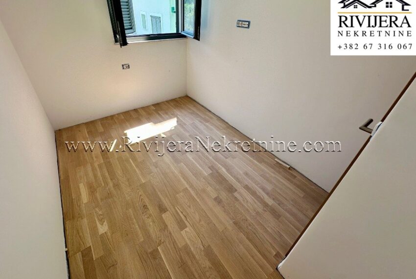 prodaja_rivijera_nekretnine_ads_oglsi_Tivat_donja_lastva_ad_prodaza (3)
