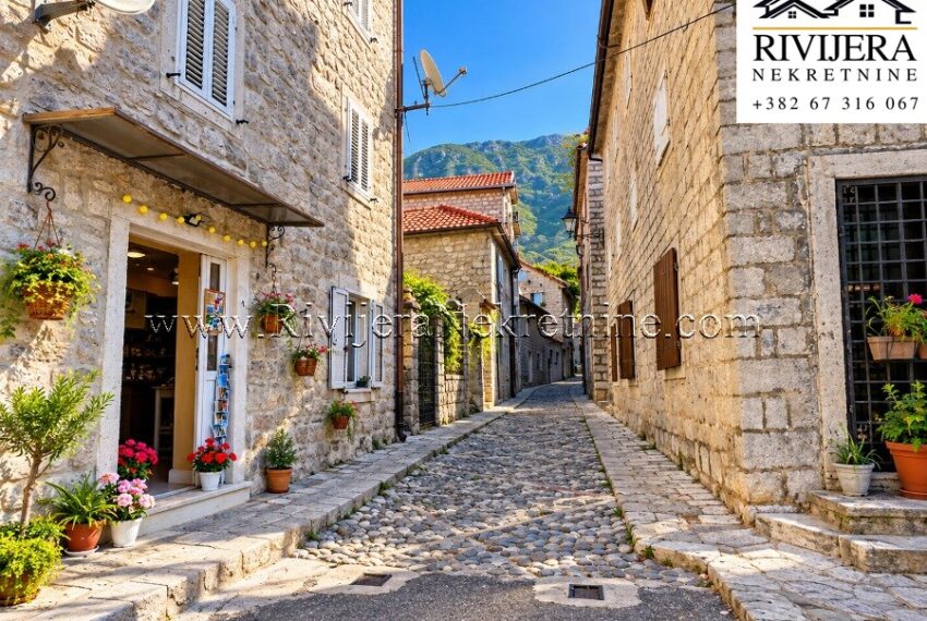 a_crisp_sunlit_mediterranean_adriatic_stone_villa_prodaja_prodaza_Sale_Kotor_Tivat_ad_Ads_oglasi_rivijera_Nekretnine_(11)
