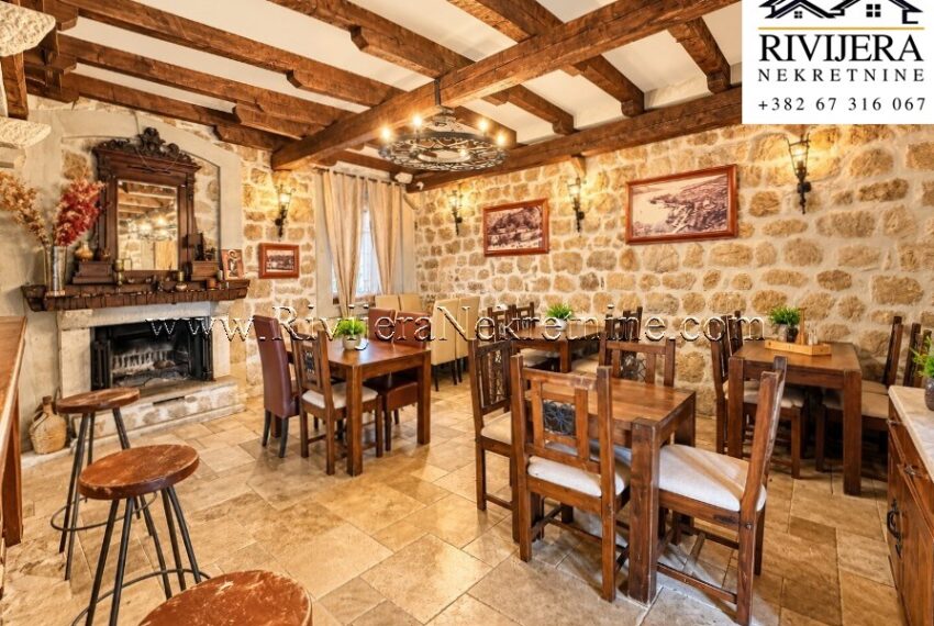 a_crisp_sunlit_mediterranean_adriatic_stone_villa_prodaja_prodaza_Sale_Kotor_Tivat_ad_Ads_oglasi_rivijera_Nekretnine_(4)