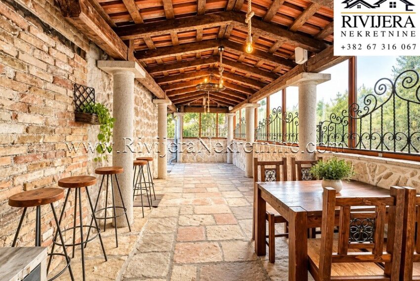 a_crisp_sunlit_mediterranean_adriatic_stone_villa_prodaja_prodaza_Sale_Kotor_Tivat_ad_Ads_oglasi_rivijera_Nekretnine_(9)