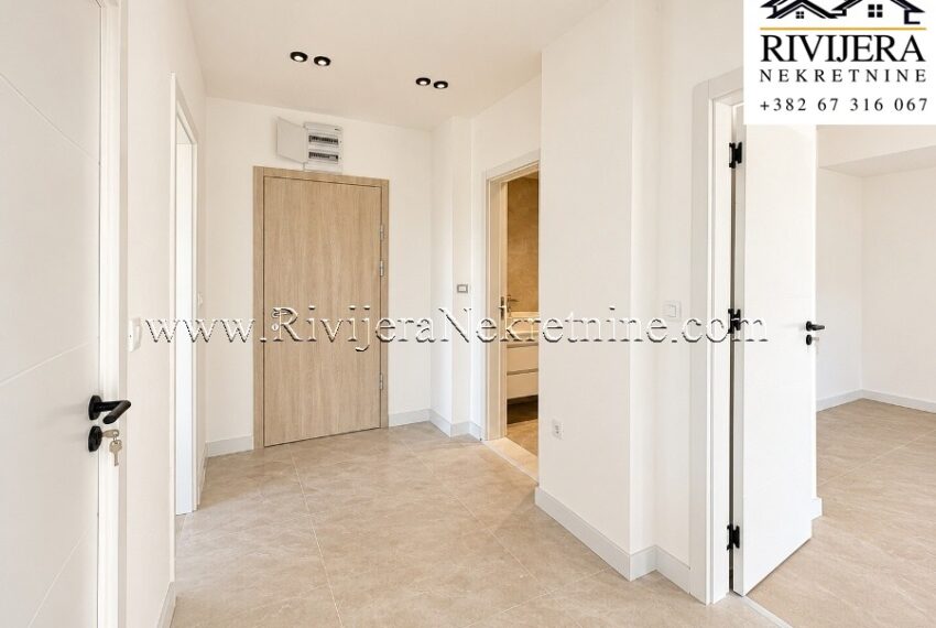 nekretnina_sale_prodaza_prodaja_Ads_Ad_oglasi_Kotor_Tivar_Rivijers_Nekretnine_stan_apartment_ (7)