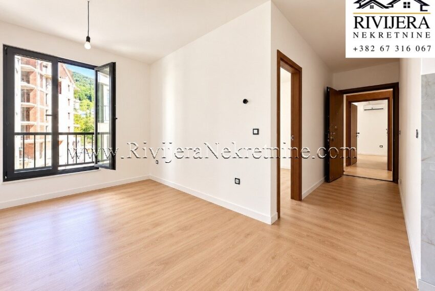 prodaja_prodaza_Sale_Rivijera_nekretnine_Ads_Ad_oglasi_Tivat_Kotor_boka (12)