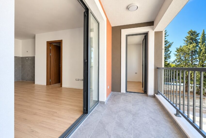 prodaja_prodaza_Sale_Rivijera_nekretnine_Ads_Ad_oglasi_Tivat_Kotor_boka_bay_ (8)