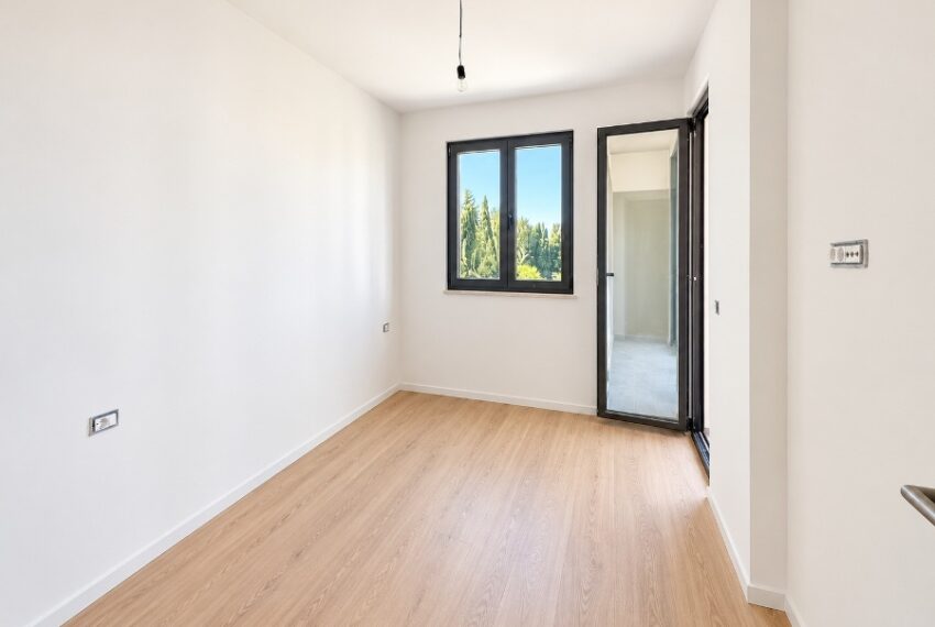 prodaja_prodaza_Sale_Rivijera_nekretnine_Ads_Ad_oglasi_Tivat_Kotor_boka_bay_ (9)